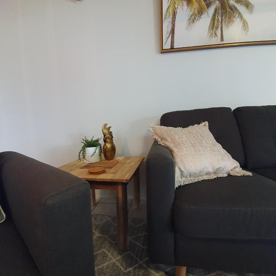Villa Venezia Apt 3 - Spacious Hervey Bay beachfront apartment Esterno foto